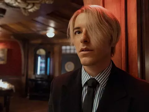 Taz Skylar como Sanji em One Piece (Reprodução)