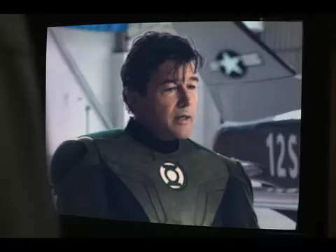 DC Series 'Lanterns' Reveals First 5 Minutes
