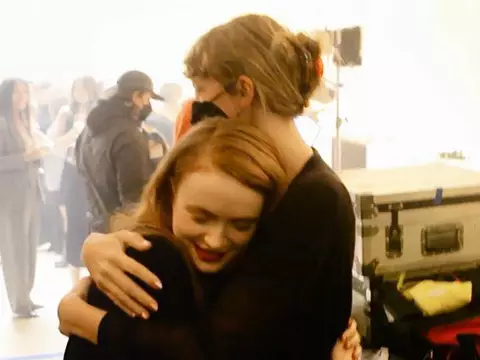 Sadie Sink e Taylor Swift (Reprodução)