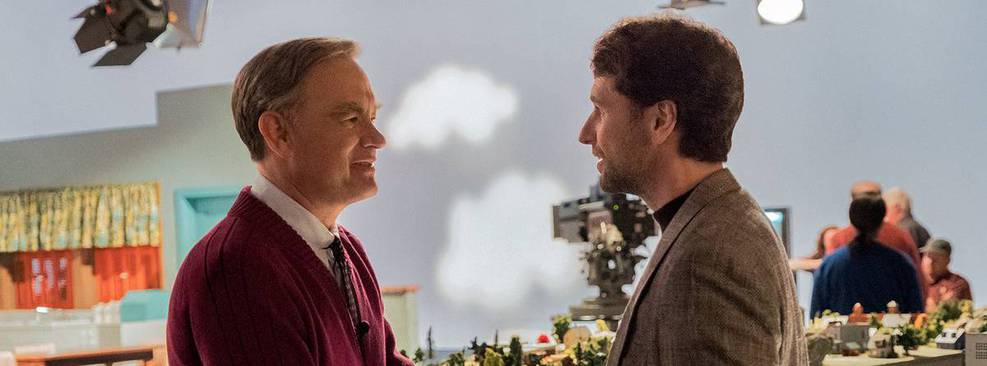 Tom Hanks e Matthew Rhys aparecem em nova foto da cinebiografia do Mr. Rogers