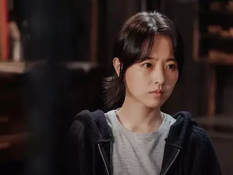 Park Bo-young em Terra do Ouro (Reprodução)