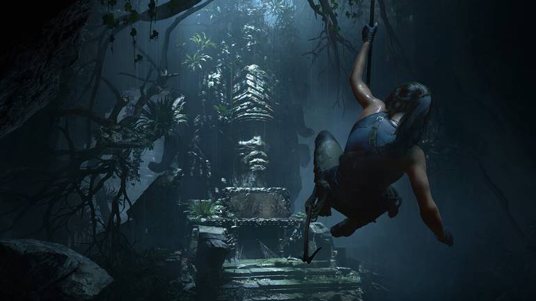 Lara Croft fazendo travessia de corda.